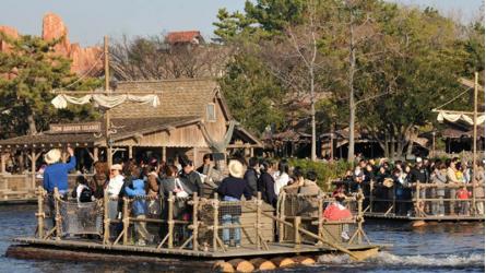 東京ディズニーランド 人気アトラクションランキング！ - 人気投票　－位　トムソーヤ島いかだの画像