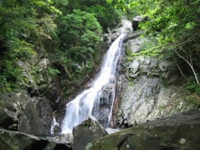 沖縄県旅行のおすすめ観光スポット人気投票・ランキング　－位　比地大滝の画像