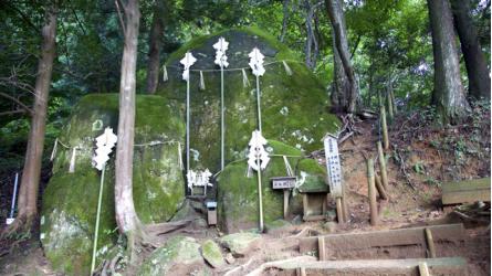 島根県旅行のおすすめ観光スポット人気投票　－位　須佐之男命御岩座夫婦岩の画像