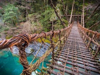 徳島県旅行のおすすめ観光スポット人気投票 - ランキング　1位　祖谷のかずら橋の画像