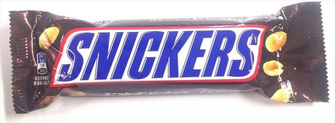 コンビニで買える美味しいチョコレート人気投票・ランキング　－位　マース スニッカーズの画像