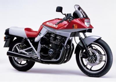 【バイク車種】レーサーレプリカ（スーパースポーツ）・人気ランキング【人気投票】　10位　GSX1100S KATANAの画像