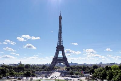 フランスみんなが行きたいと思う観光地ランキング　1位　パリの画像